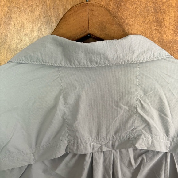 REI Co-Op Men's Tan Button Down Shirt Vented Mesh Nylon Rugged Hiking XXL Active - Picture 6 of 16